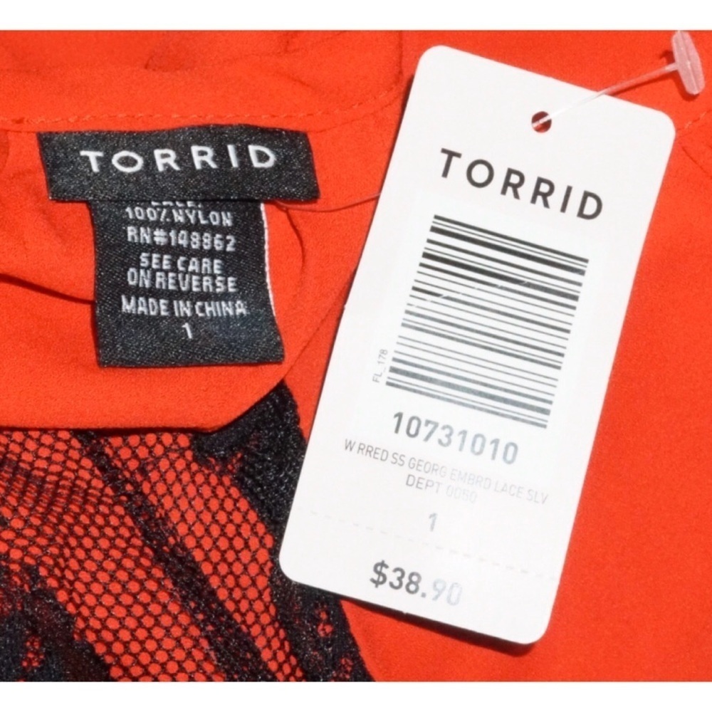 Torrid Red Blouse Black Short Embroidered Sleeve 1 - Picture 4 of 6
